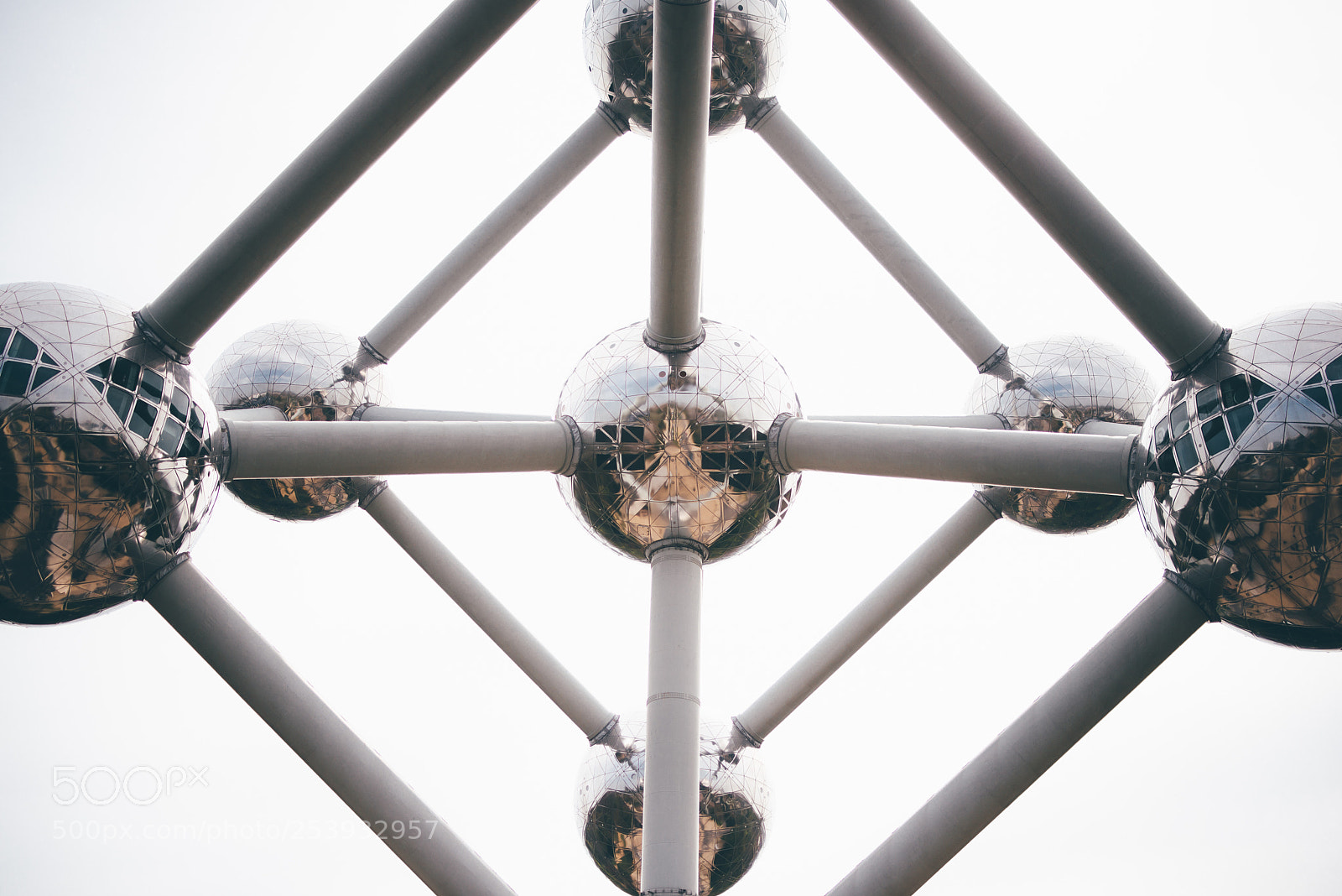 Nikon D800 sample photo. Atomium photography