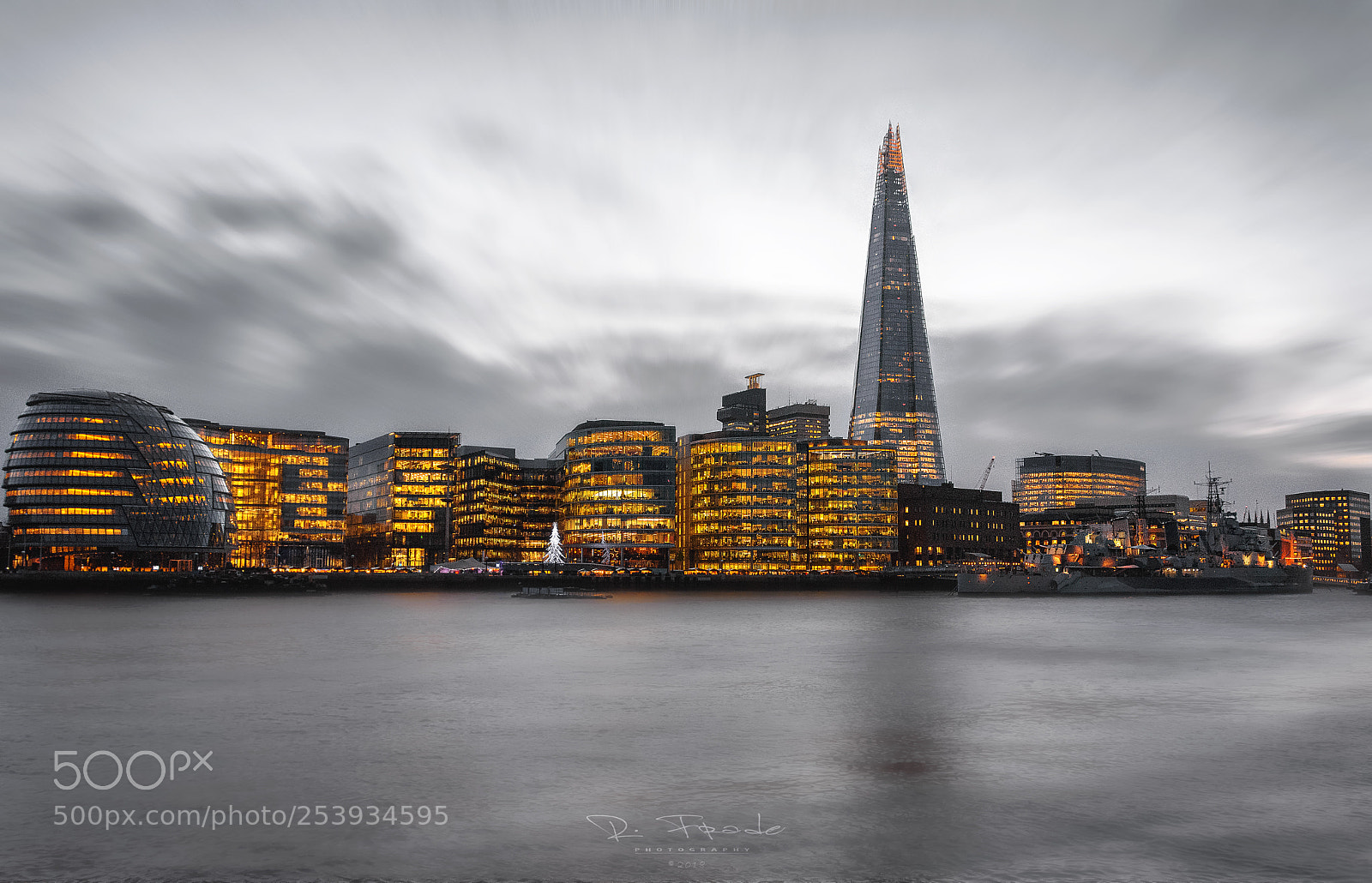 Nikon D5200 sample photo. The city photography