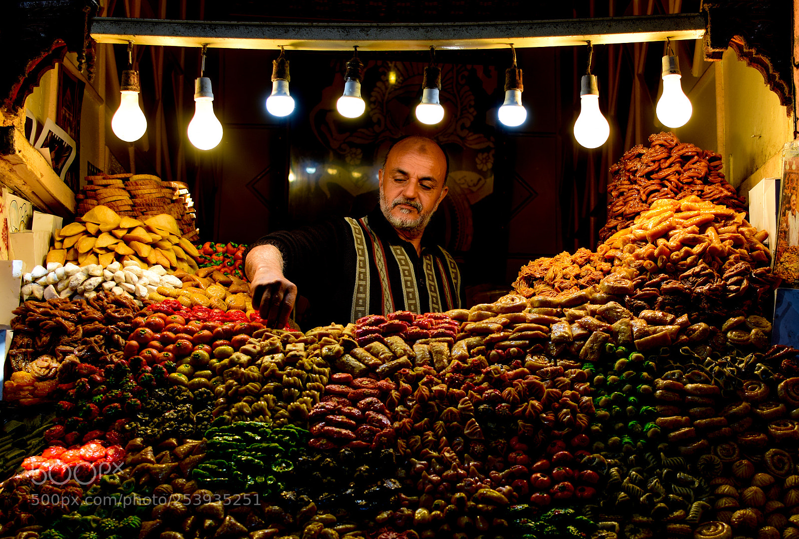 Nikon D3300 sample photo. Épicier au souk photography