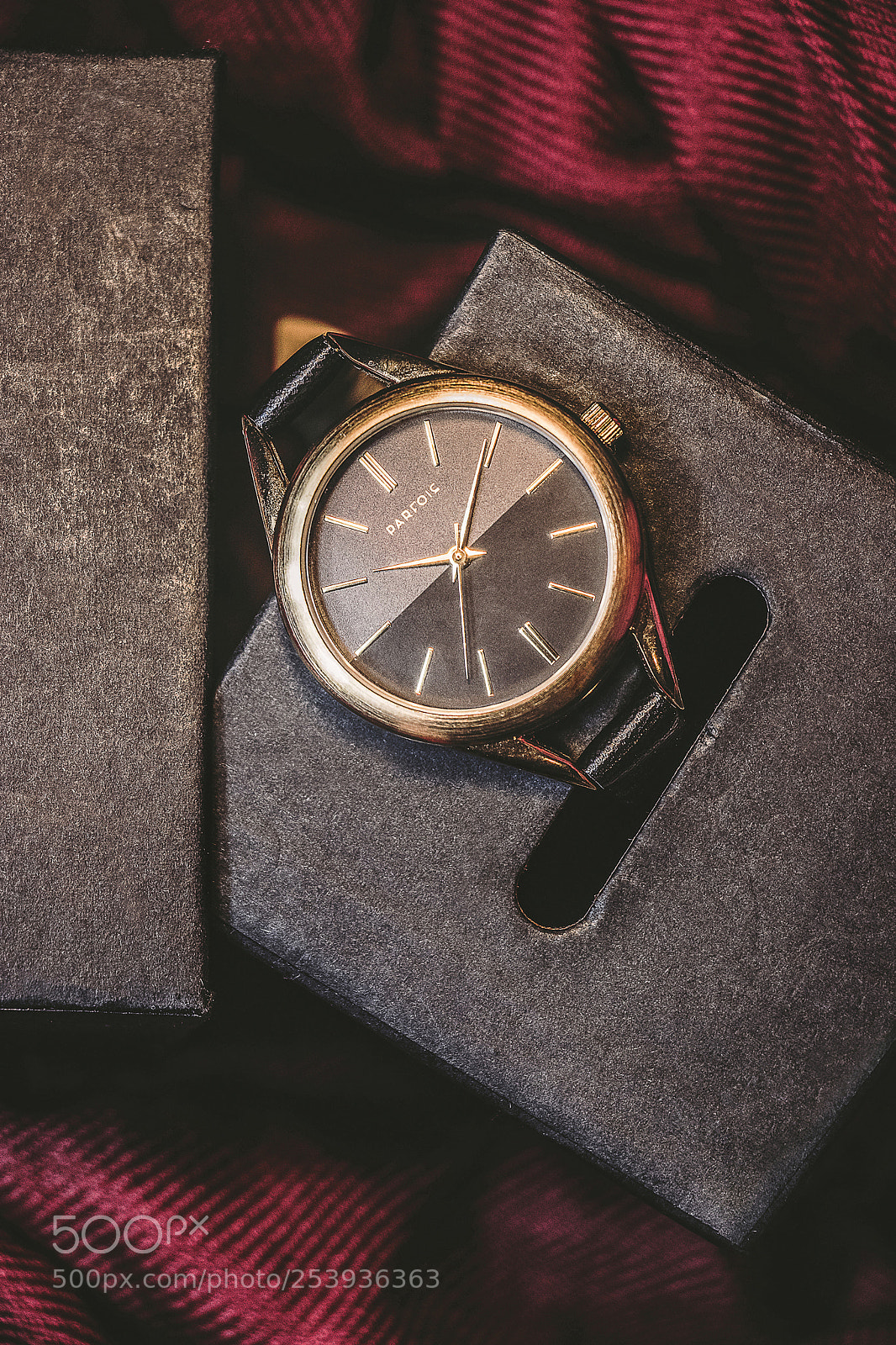 Canon EOS 77D (EOS 9000D / EOS 770D) sample photo. Clock publicity ii photography