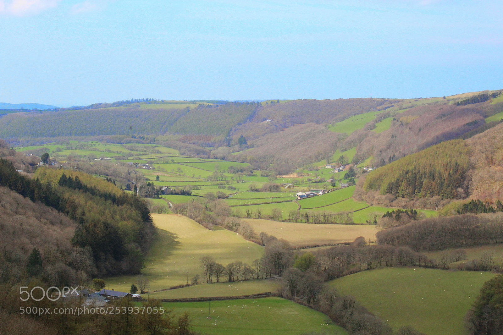 Canon EOS 1300D (EOS Rebel T6 / EOS Kiss X80) sample photo. Welsh valley photography