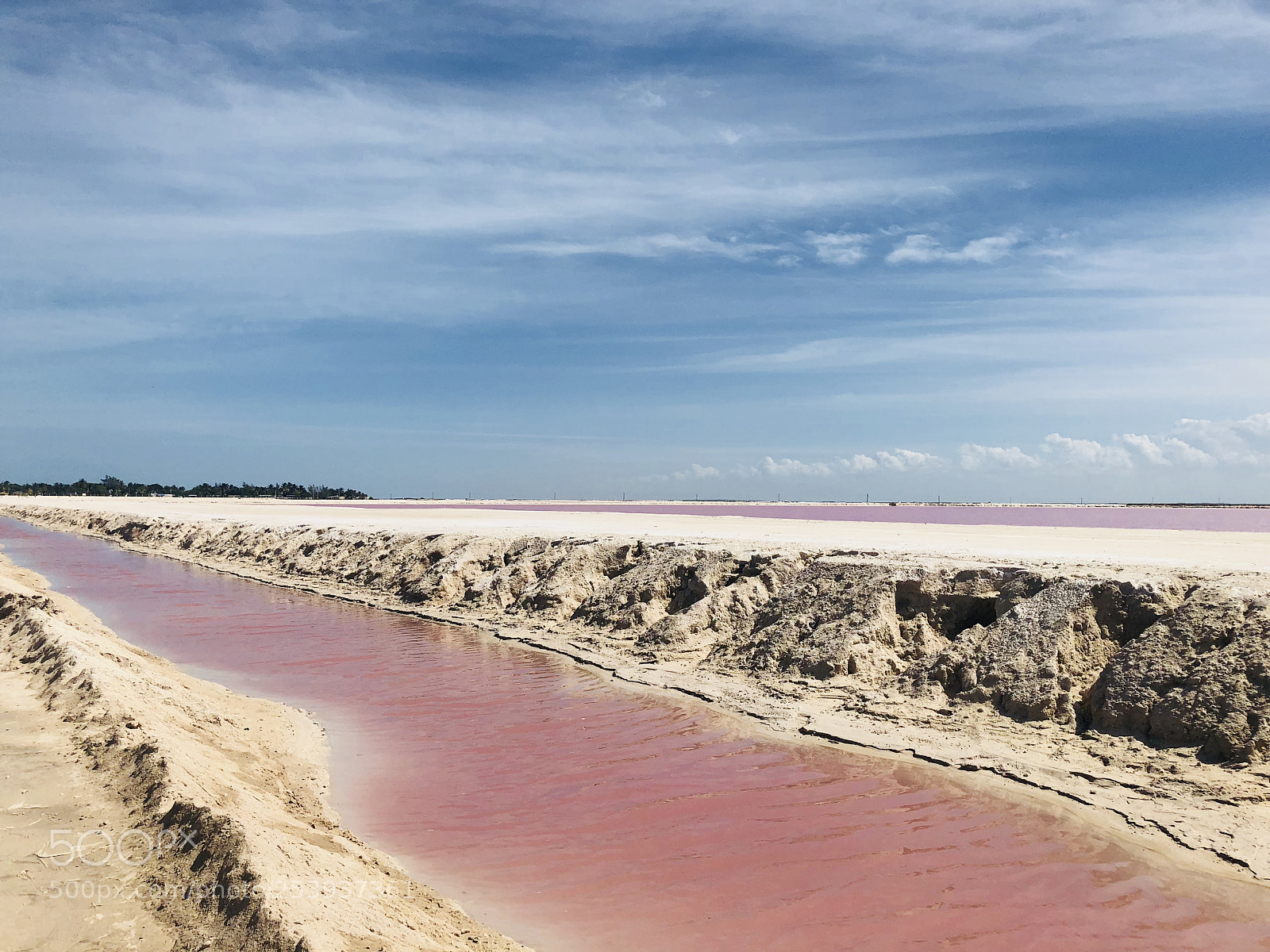 Apple iPhone 8 sample photo. The unbelievable pink lakes photography