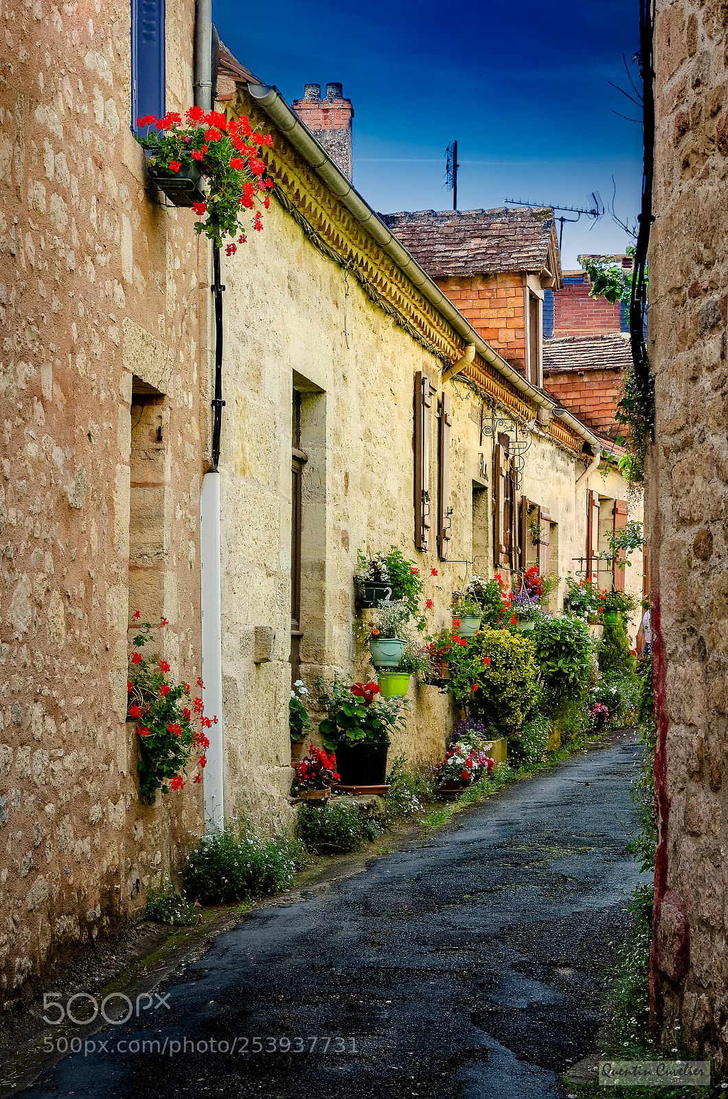 Nikon D7000 sample photo. Hautefort - dordogne photography