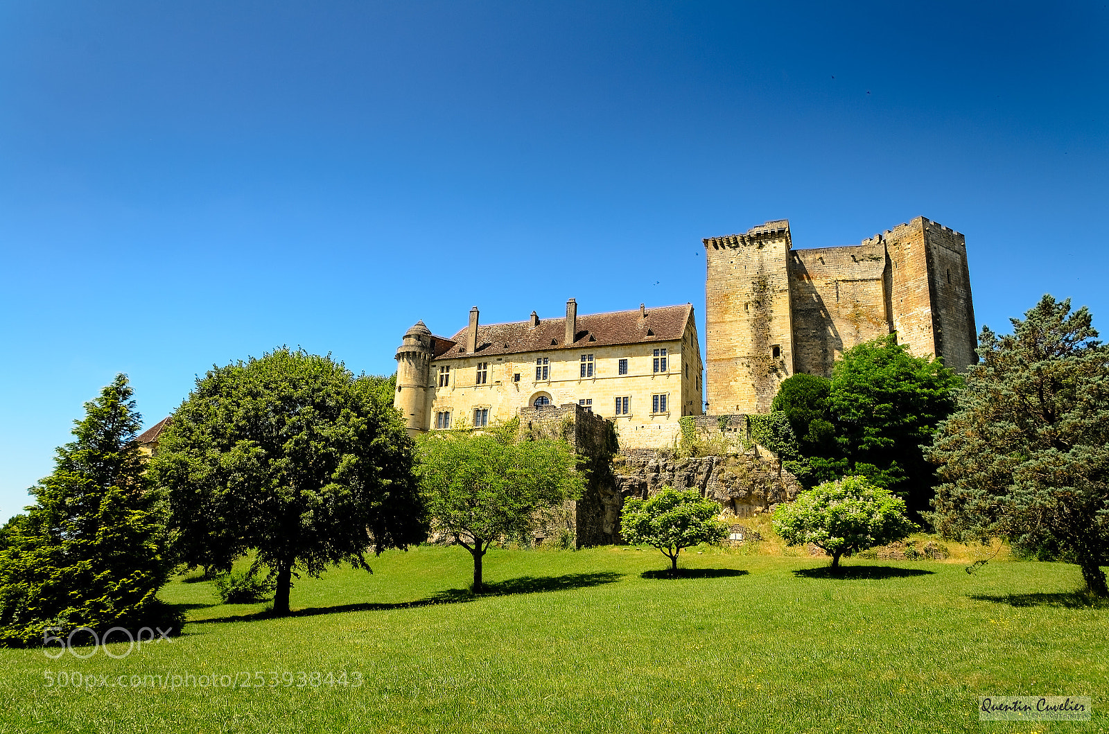 Nikon D7000 sample photo. Hautefort - dordogne photography