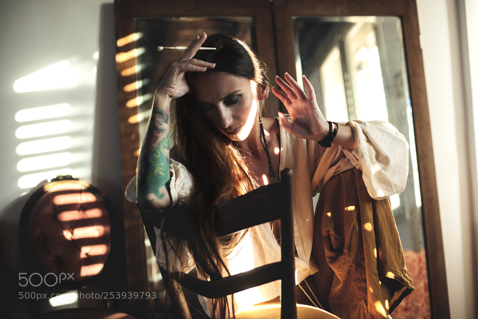 Canon EOS 5D Mark II sample photo. Gold photography