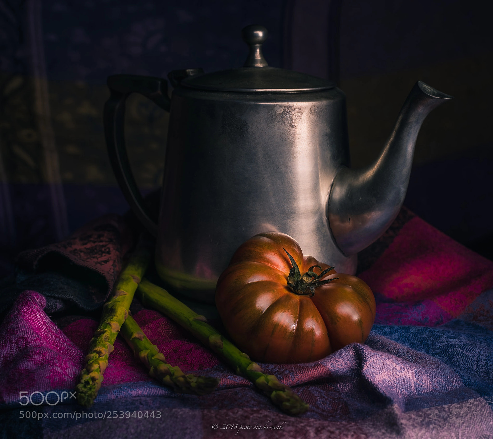 Nikon D810 sample photo. Dia 1... tomate y esparagos photography