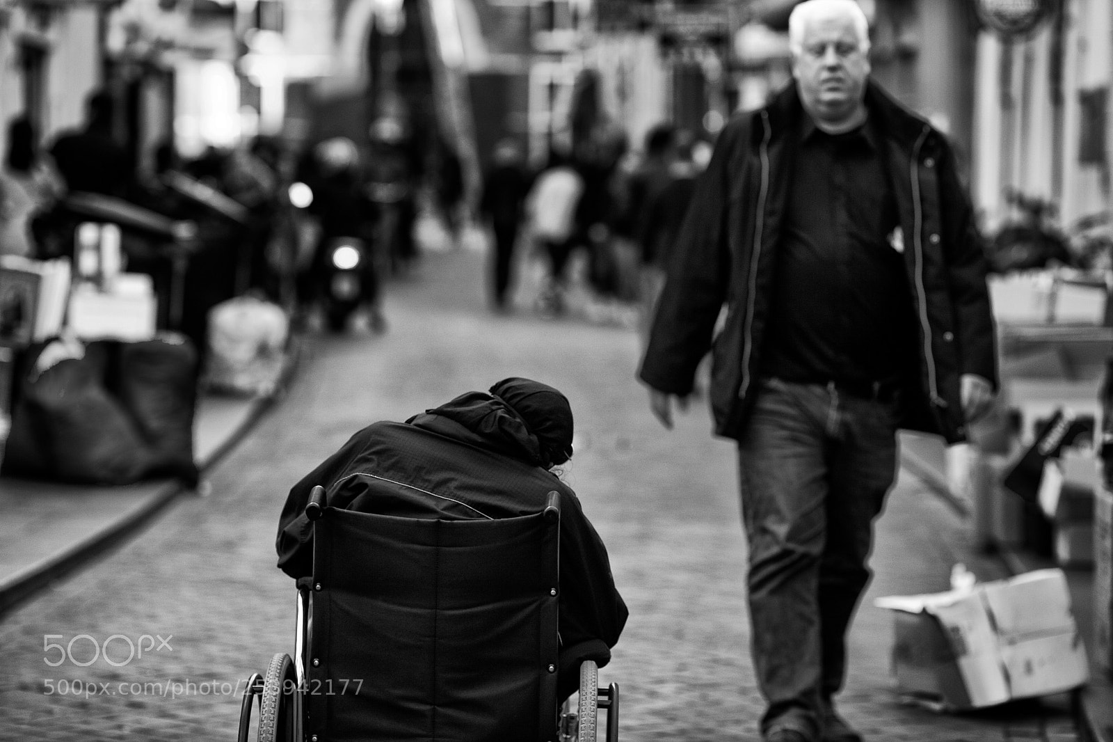 Canon EOS 5D Mark II sample photo. Amsterdam streetlife photography