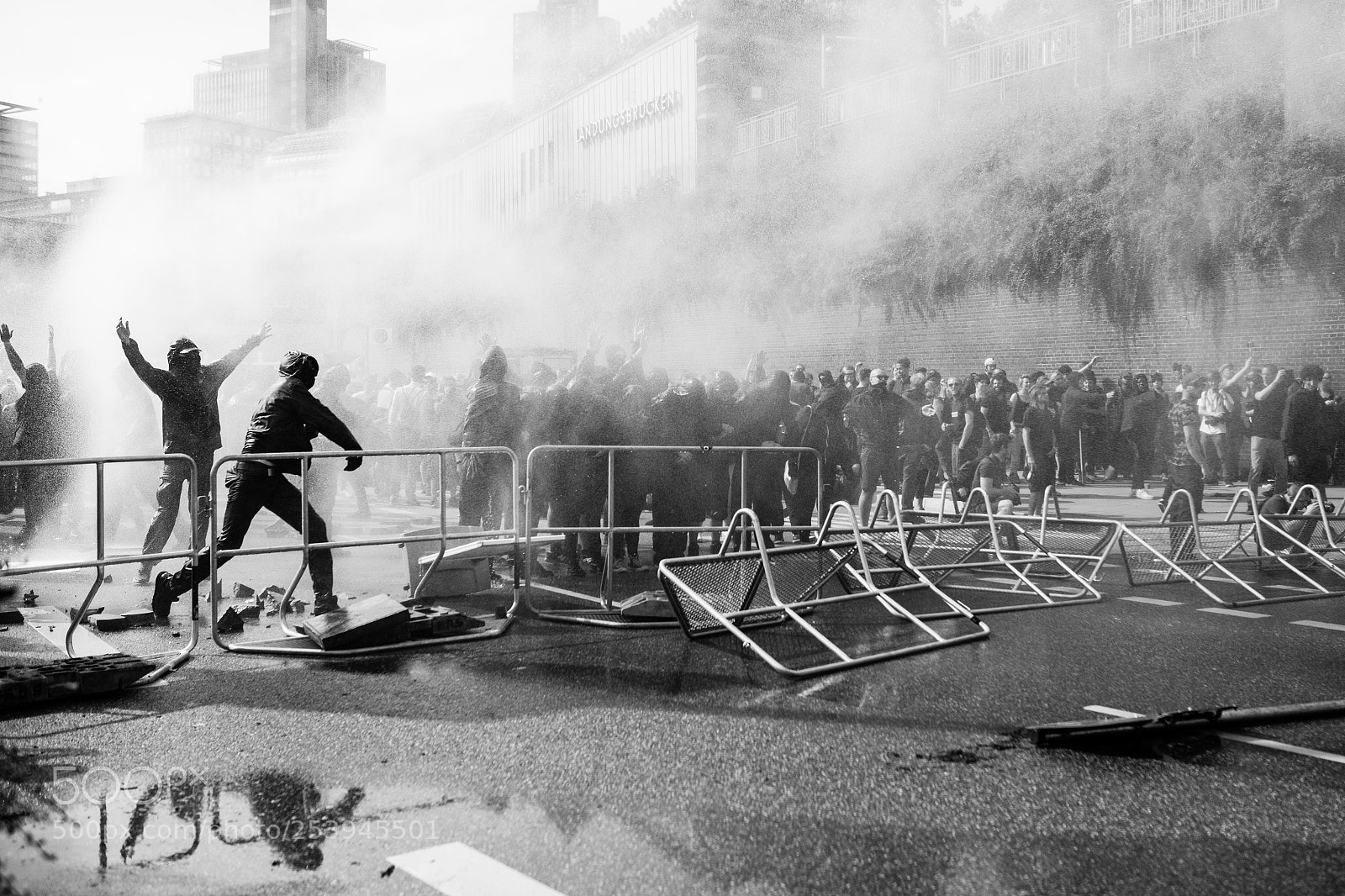 Canon EOS 5D Mark II sample photo. Anti g20 protest in photography