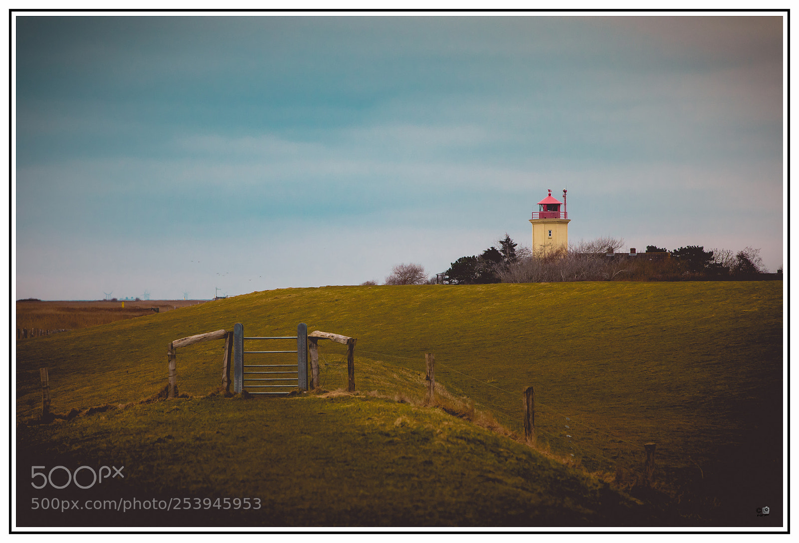 Canon EOS 5D Mark IV sample photo. Old lighthouse photography