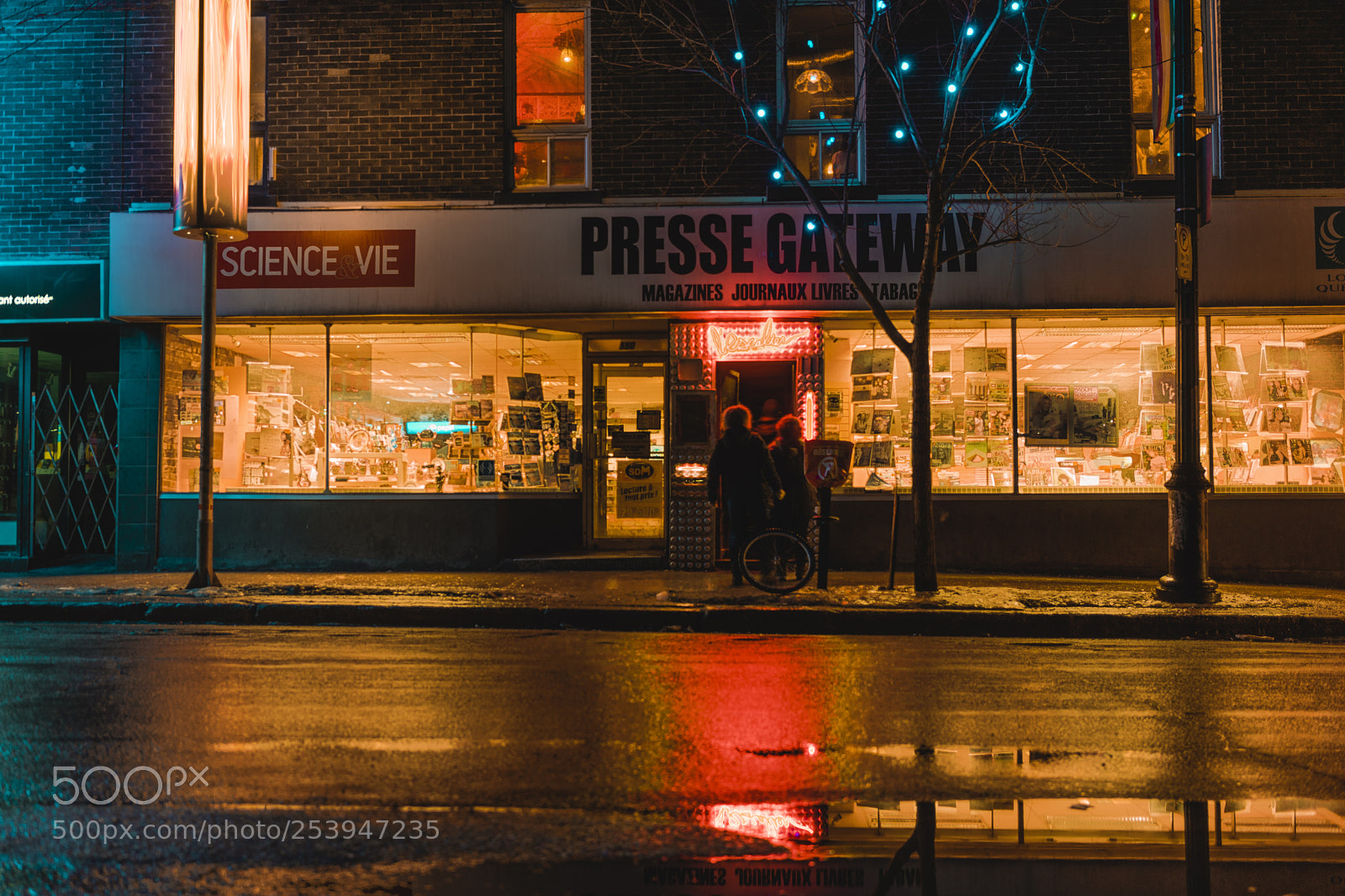 Sony a7 II sample photo. L'escalier photography