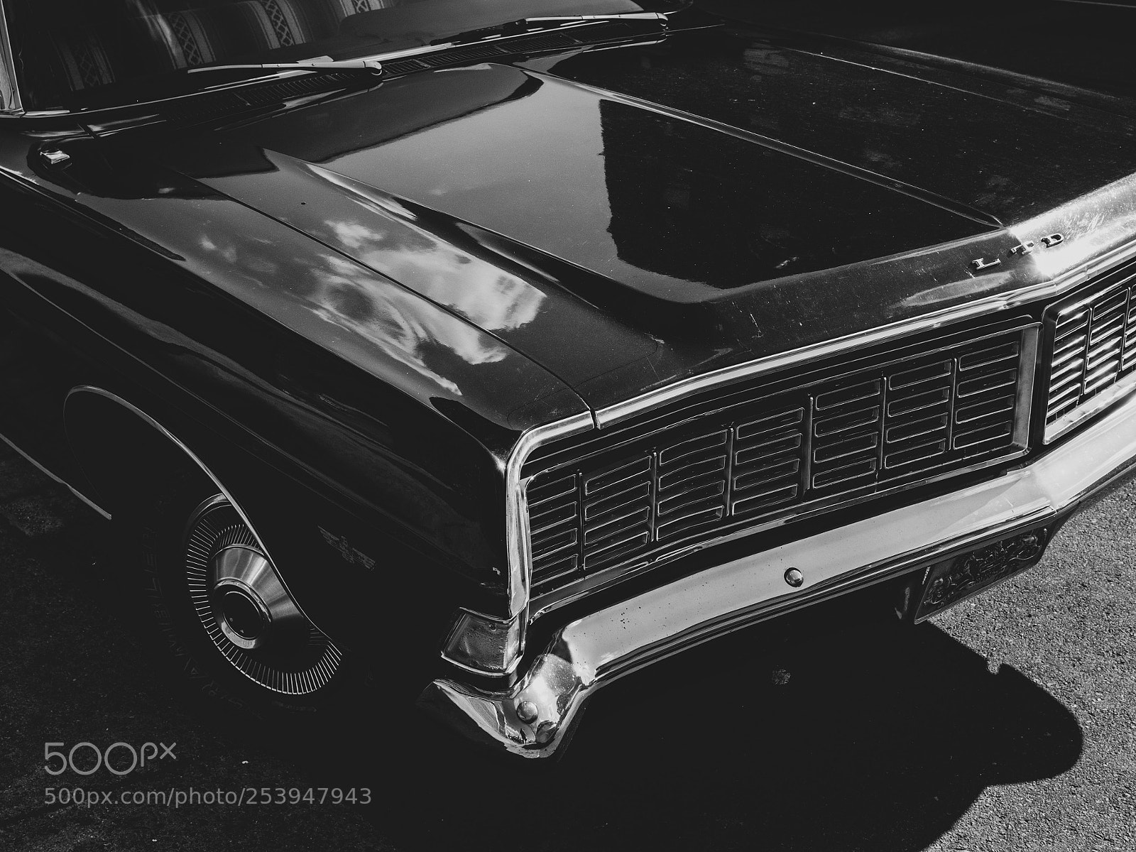 Olympus OM-D E-M1 sample photo. 1968 ford ltd photography