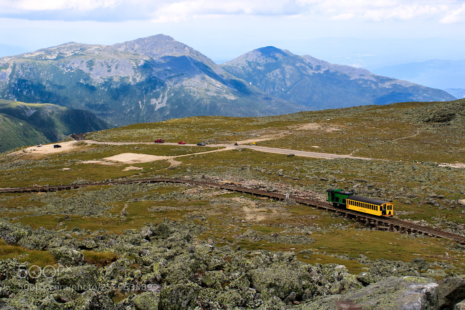 Canon EOS 750D (EOS Rebel T6i / EOS Kiss X8i) sample photo. Overlooking the northern presidentials photography
