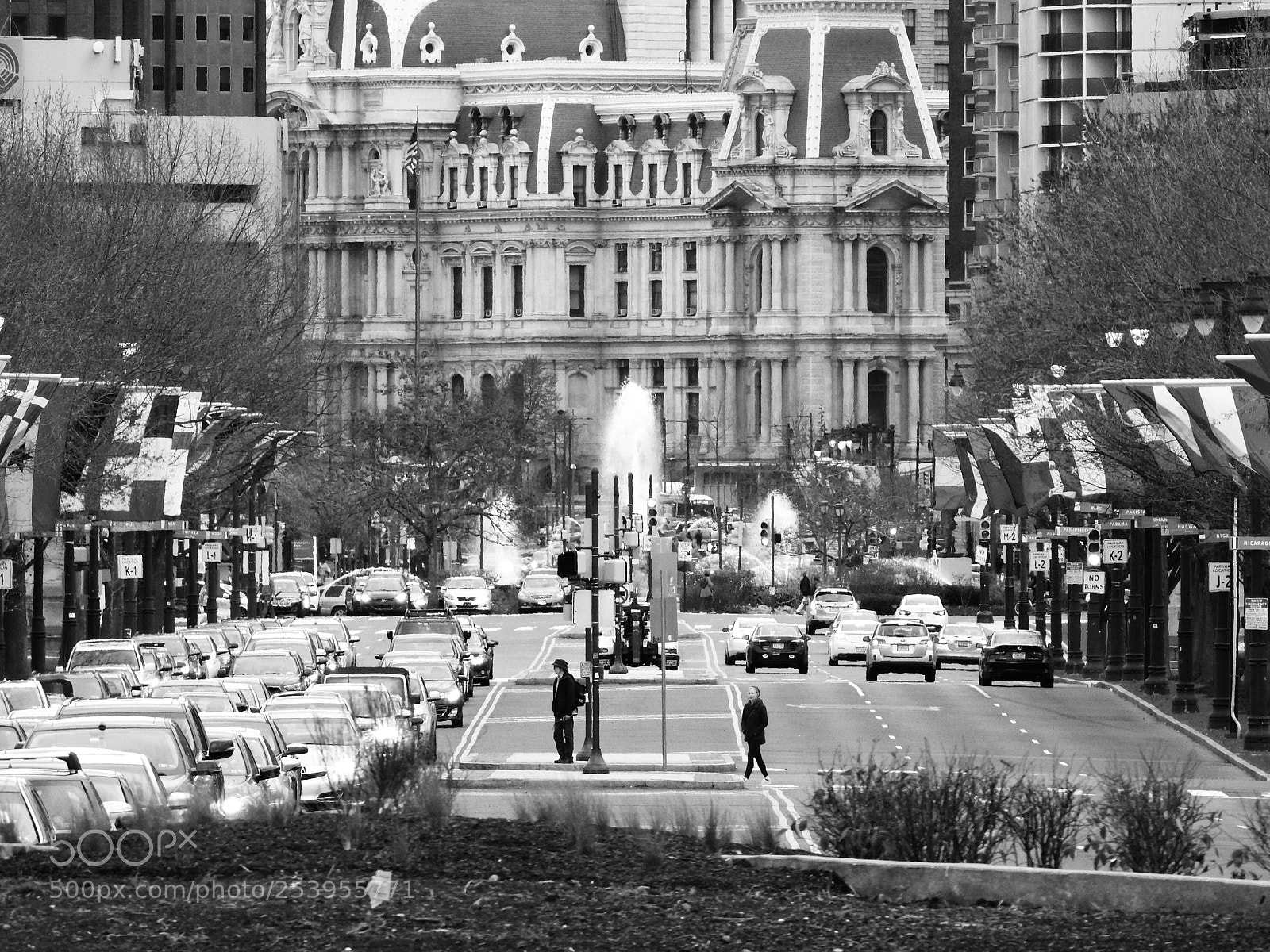 Nikon Coolpix P900 sample photo. Ben franklin parkway swann photography