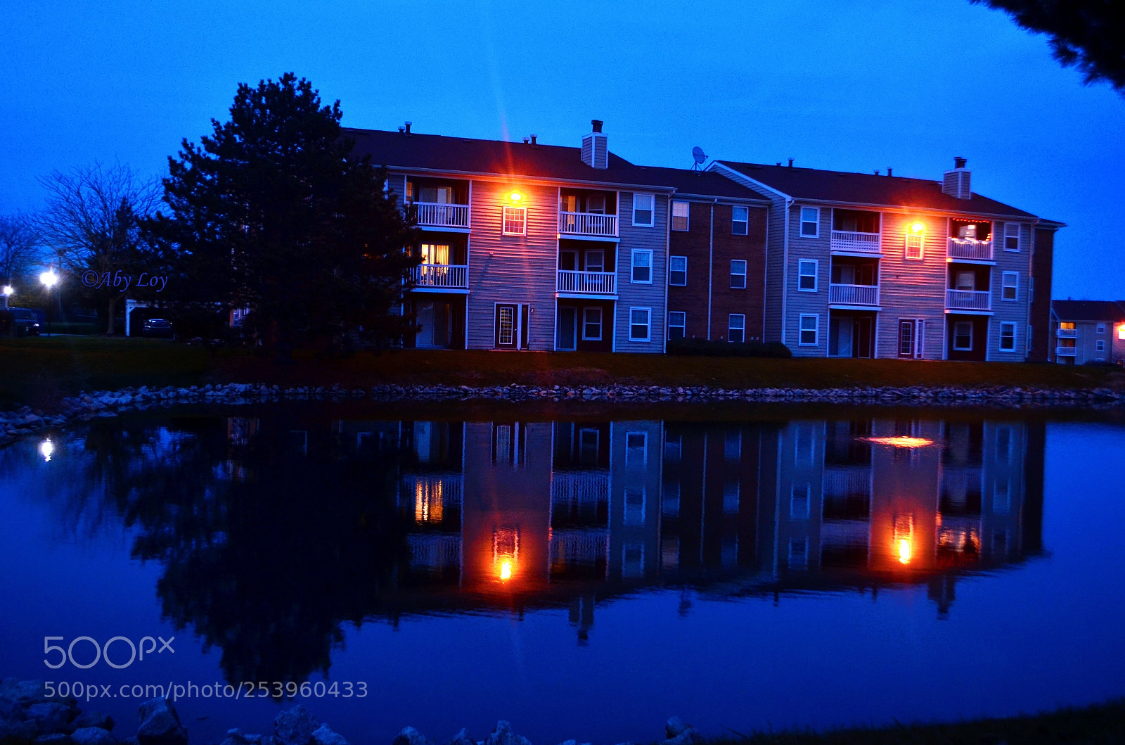 Nikon D5100 sample photo. Reflection @night photography