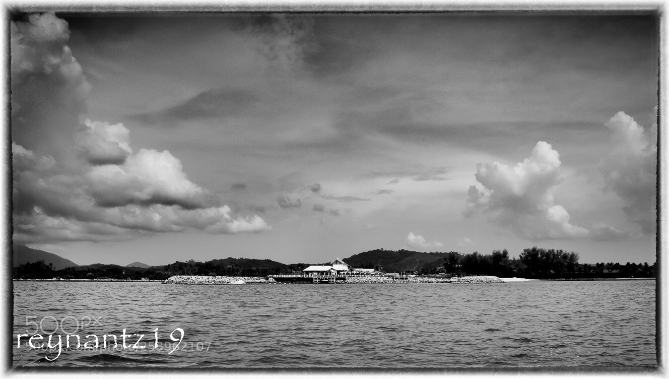 Canon EOS 60D sample photo. The pier. photography