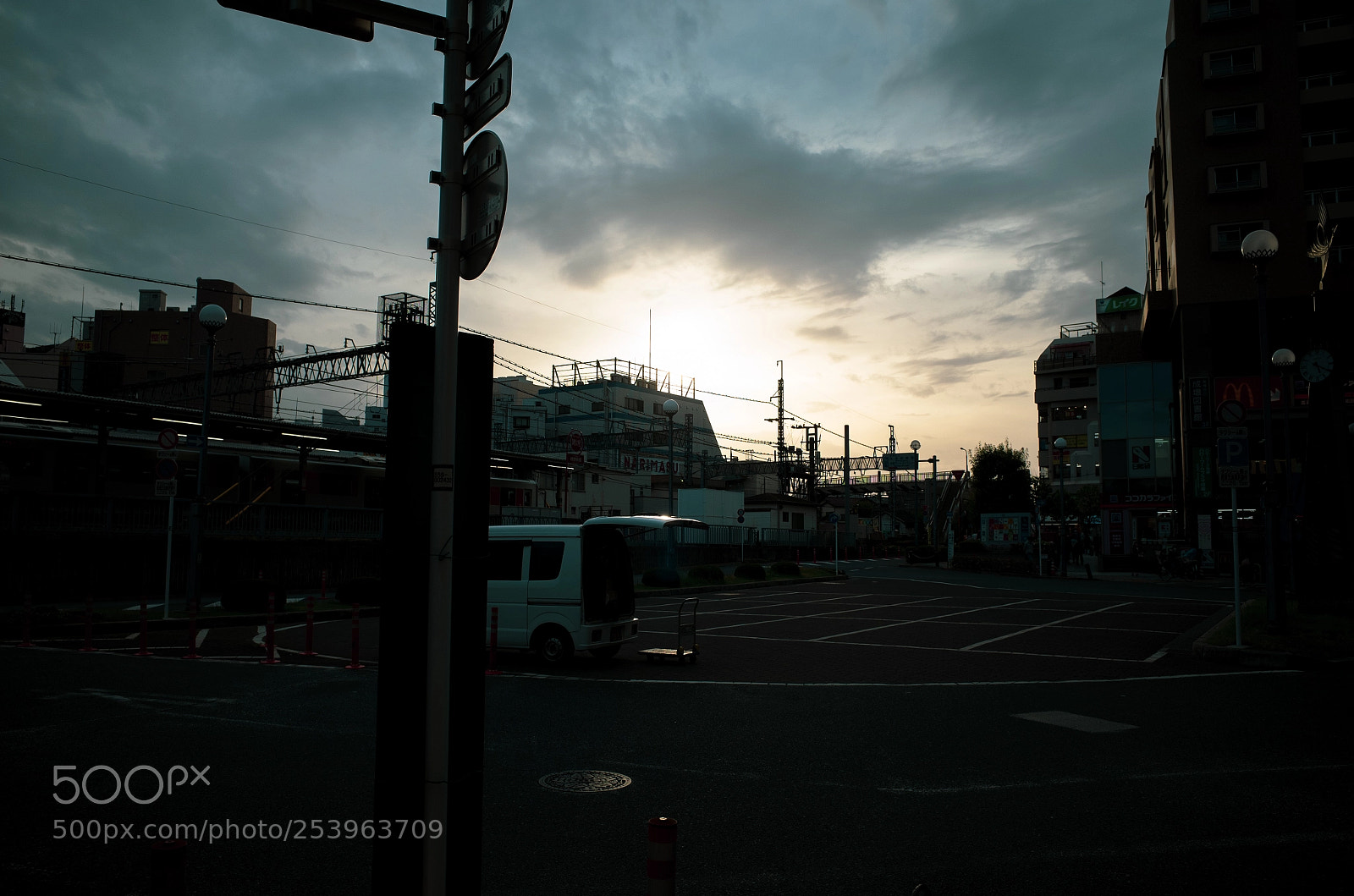 Ricoh GR II sample photo. Sky photography