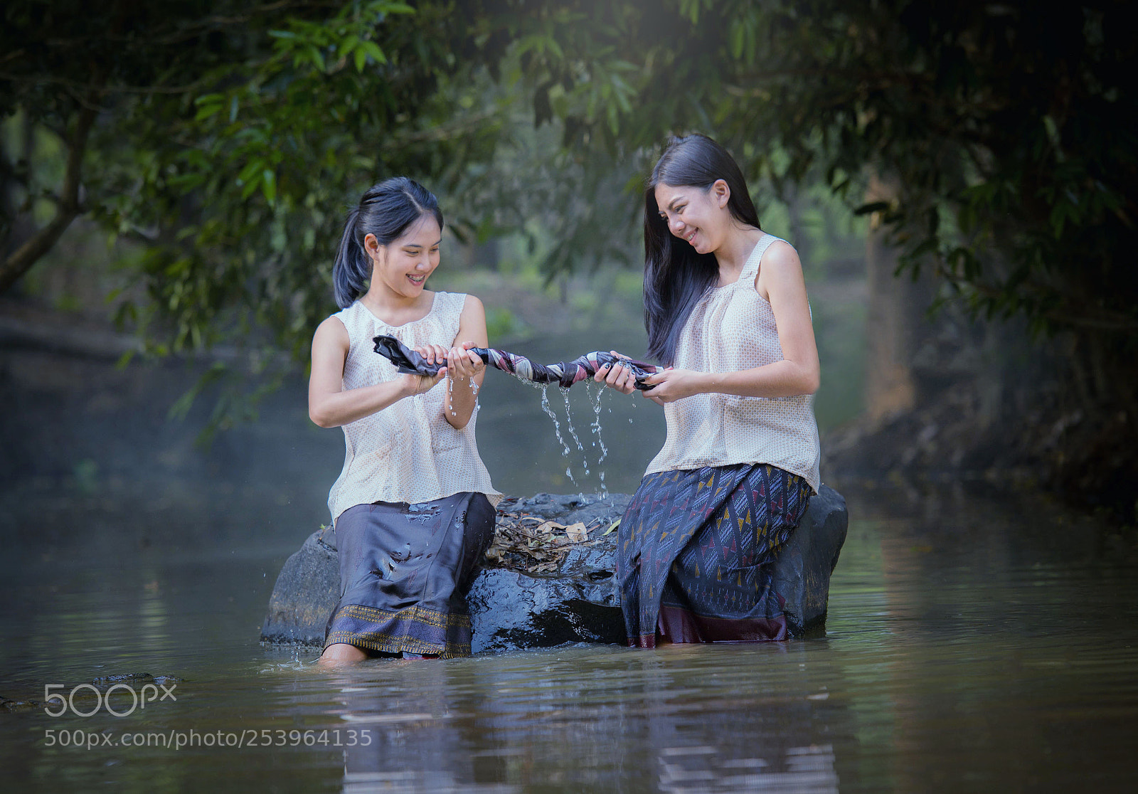 Nikon D610 sample photo. Asian girls washing the photography