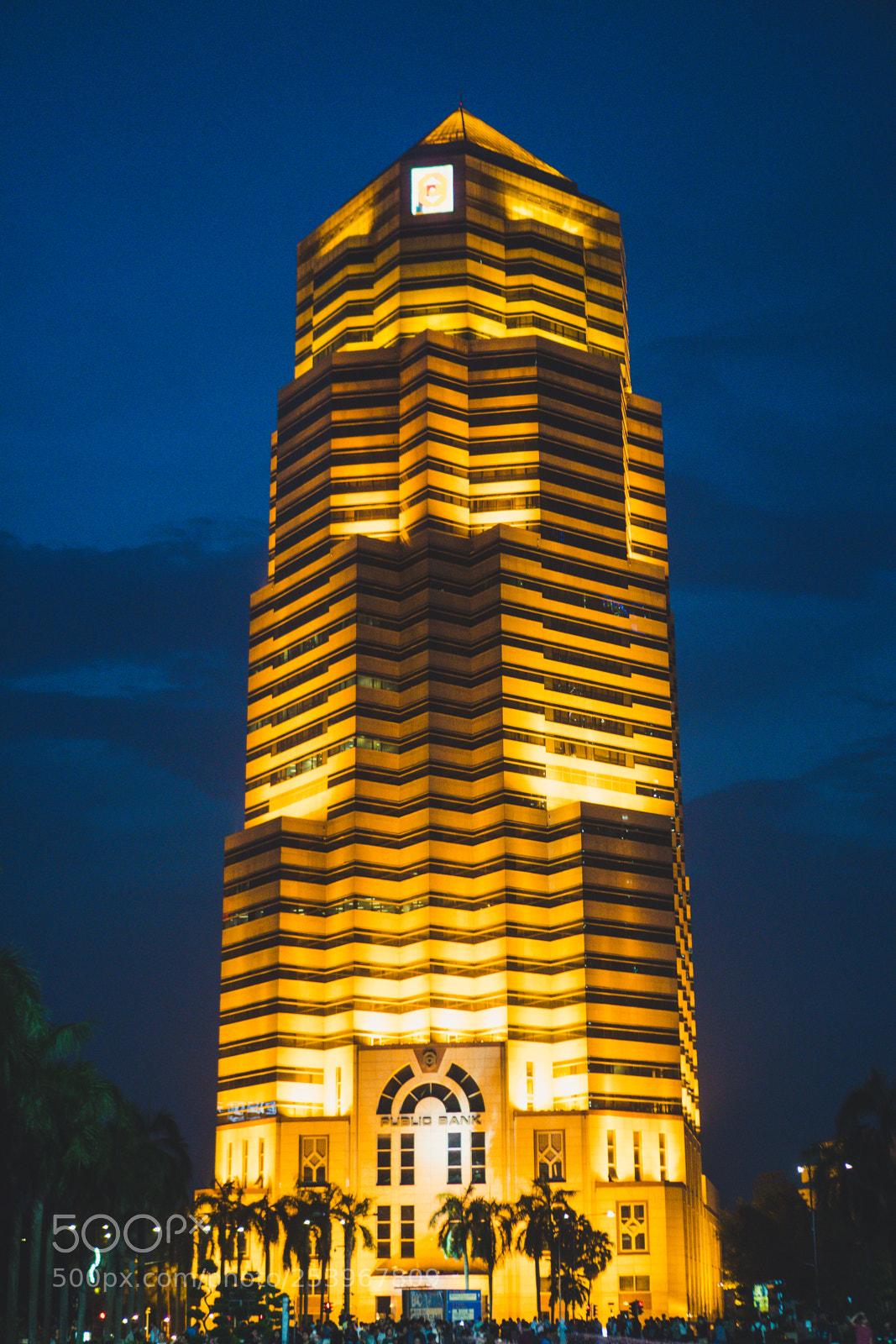 Sony a6300 sample photo. Bank photography