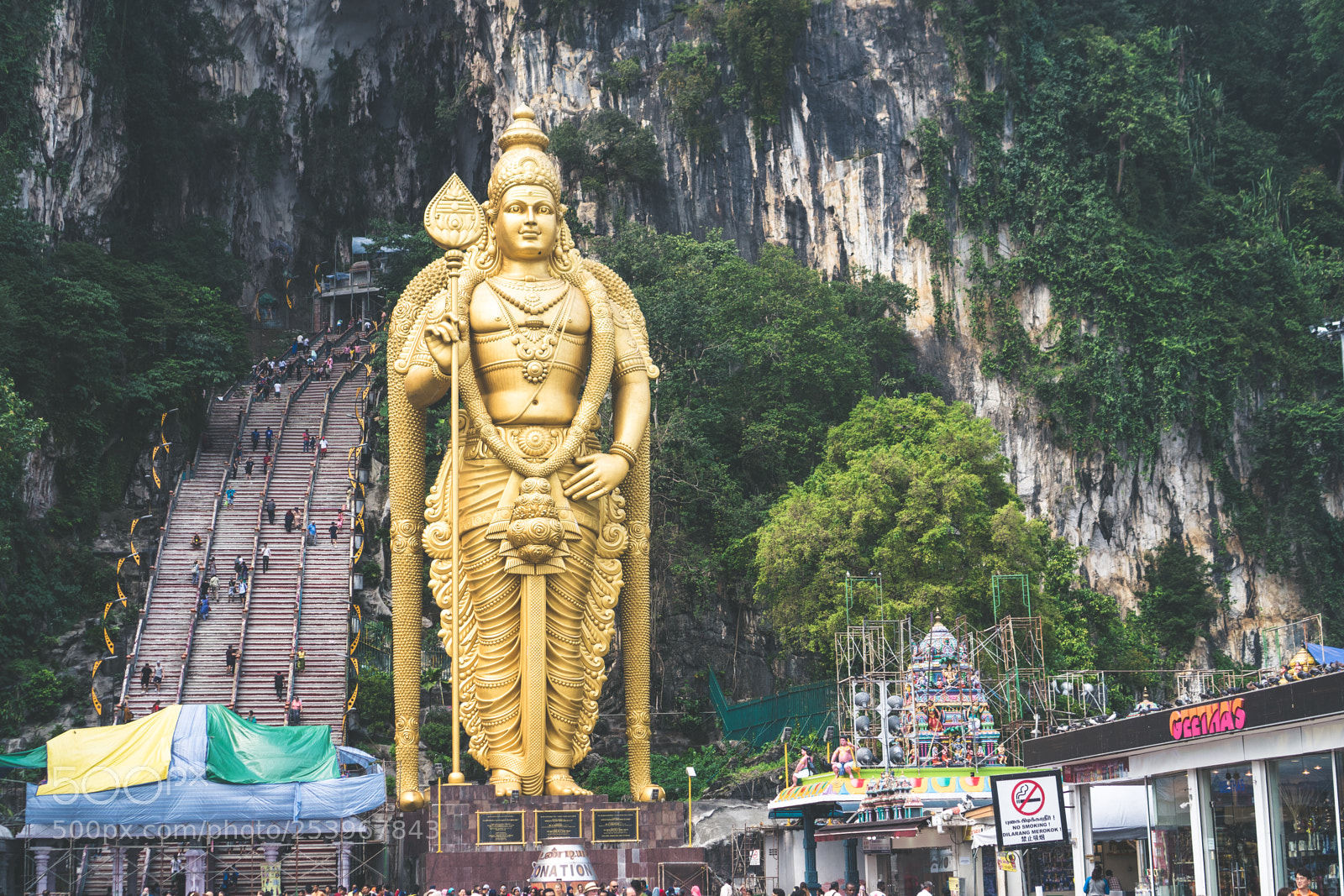 Sony a6300 sample photo. Batu shrine photography
