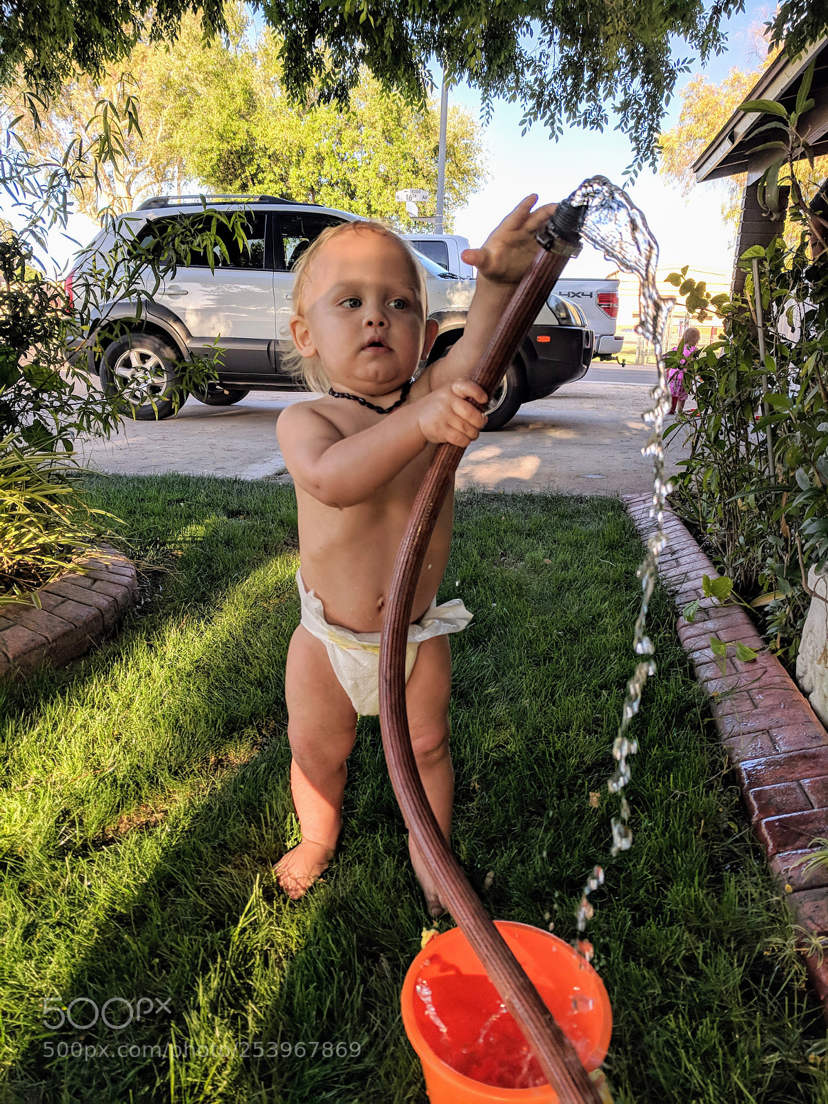 Google Pixel XL sample photo. Baby boy and water photography