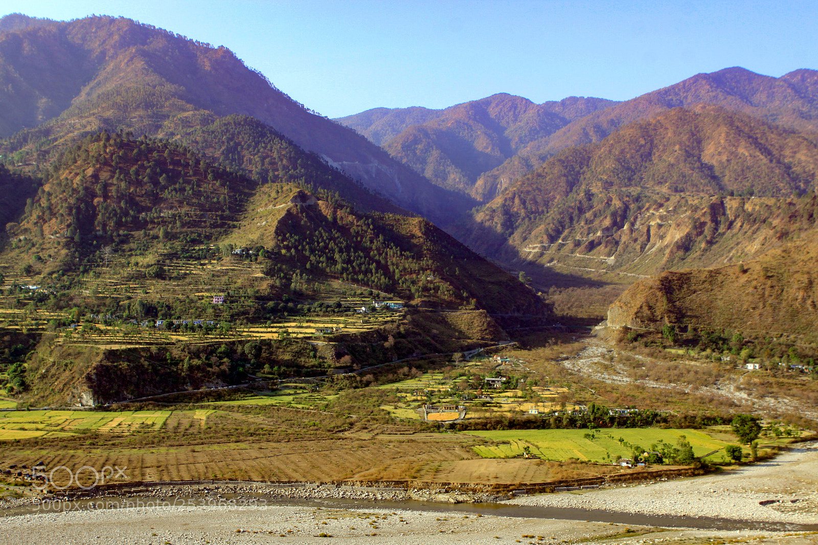 Canon EOS 50D sample photo. Views along the road photography