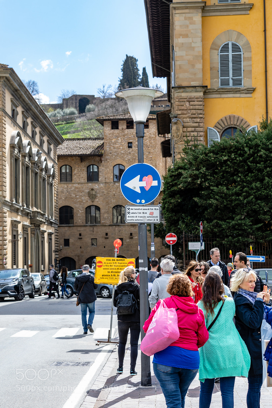 Canon EOS 5D Mark IV sample photo. Florence traffic sign art photography