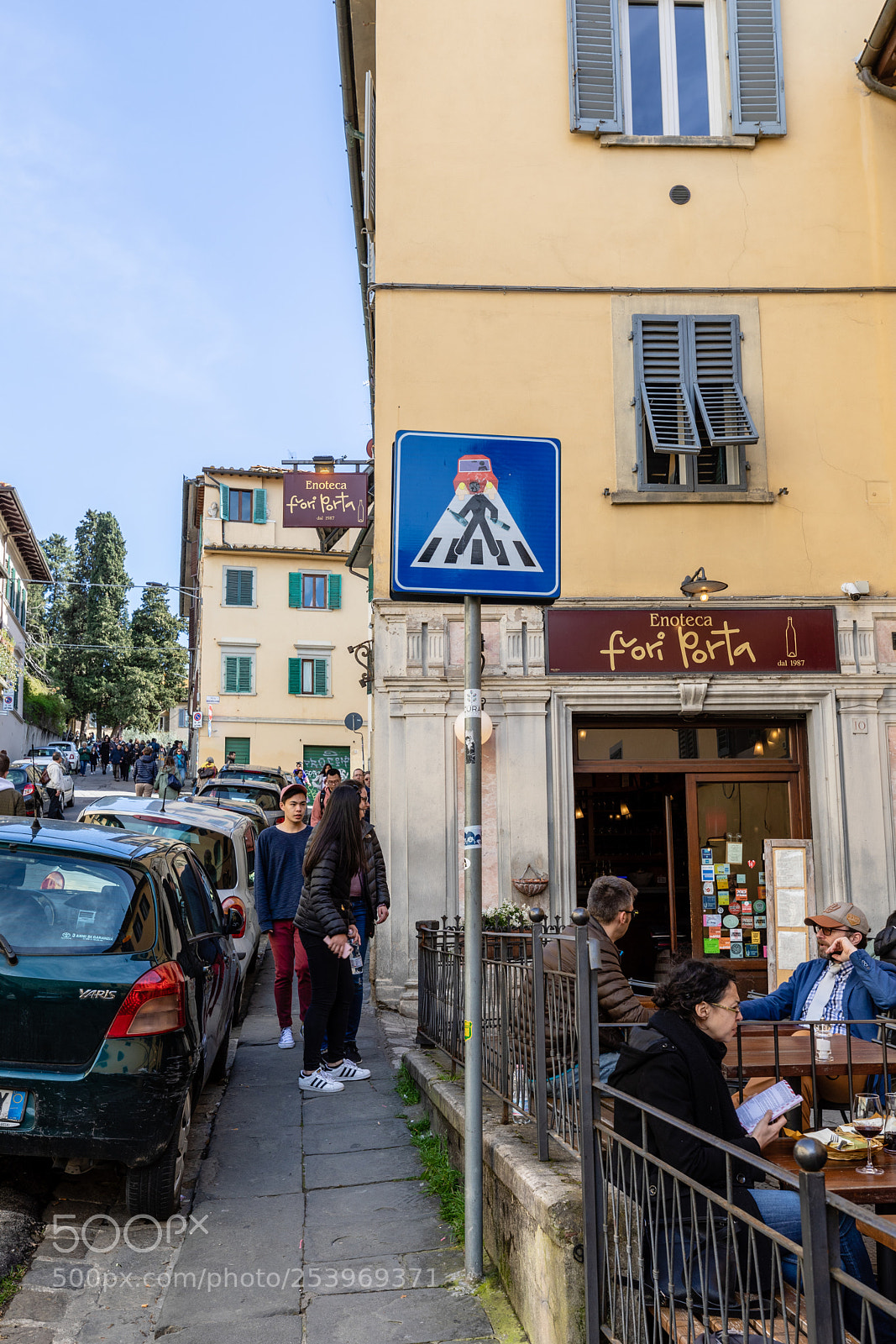 Canon EOS 5D Mark IV sample photo. Florence traffic sign art photography