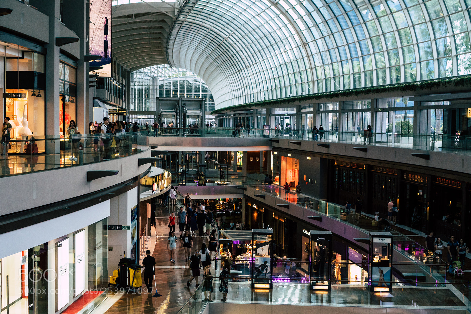 Sony a6300 sample photo. Curved mall photography