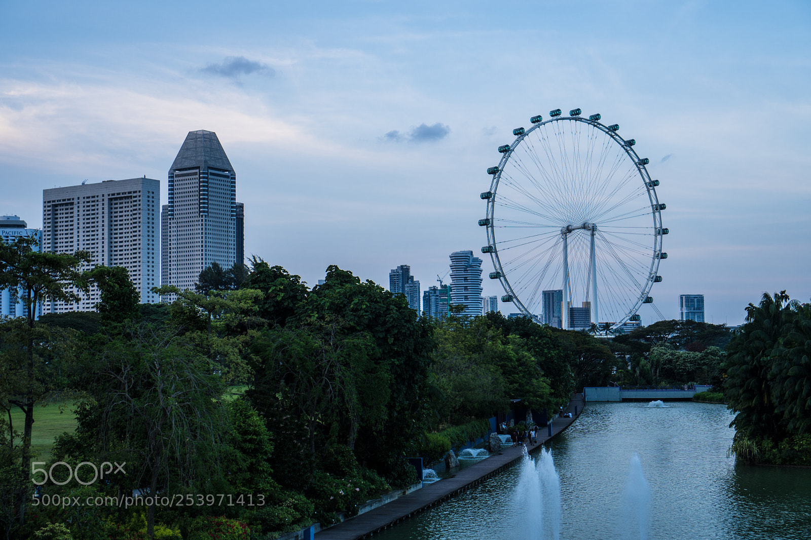 Sony a6300 sample photo. Ferris wheel photography