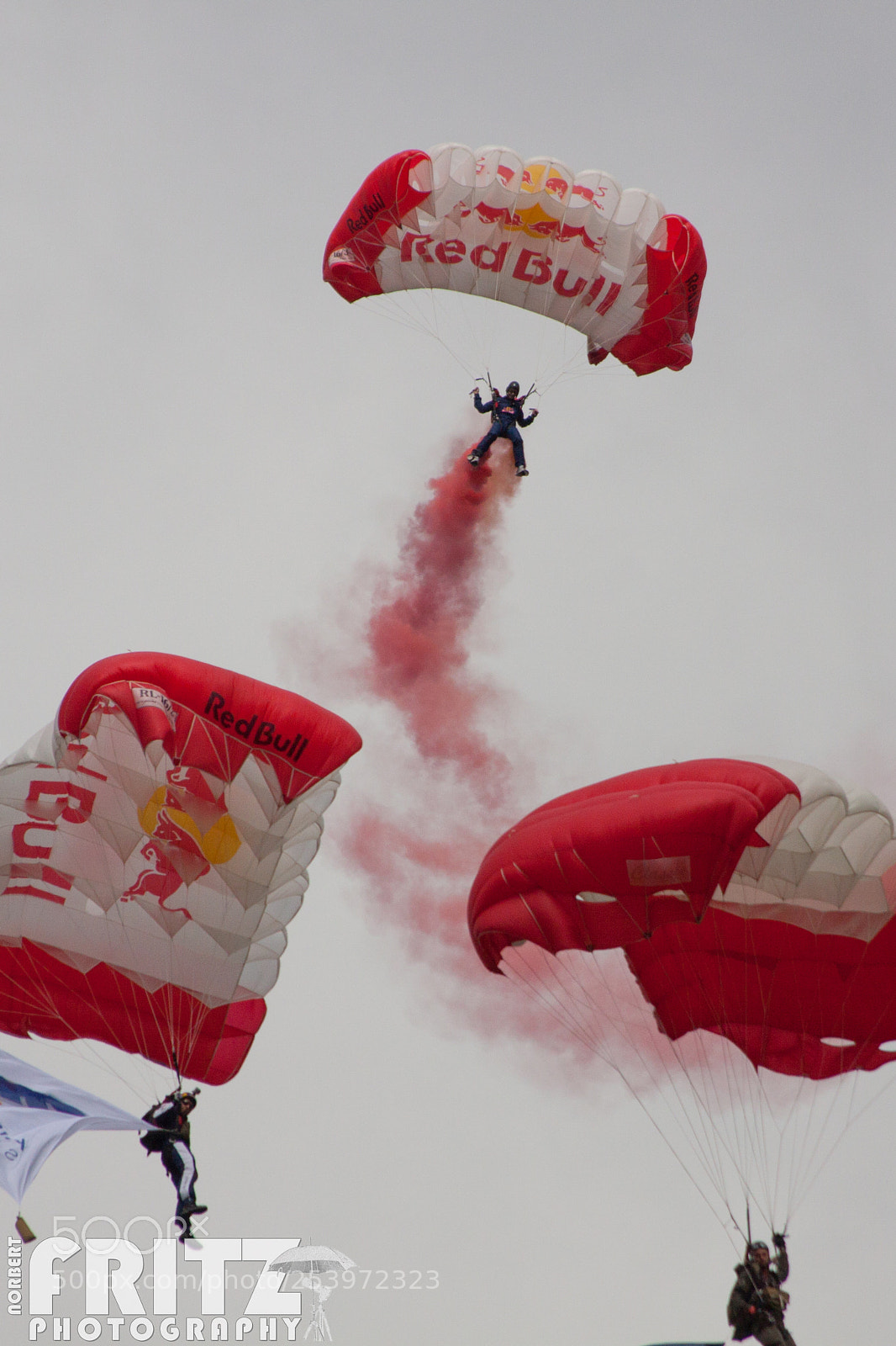 Canon EOS 50D sample photo. Fallschirmspringer bei der airpower 2011 photography
