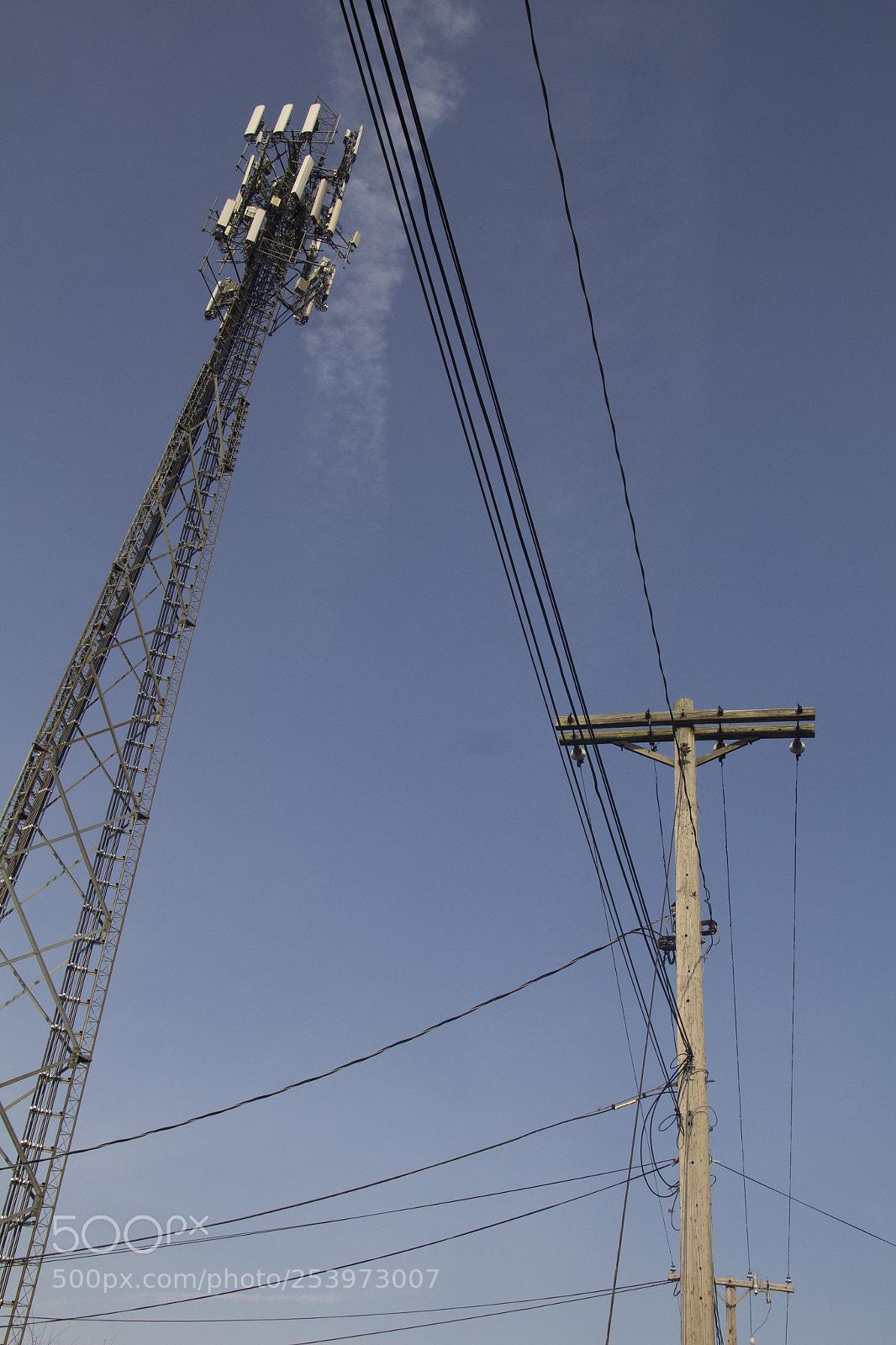 Canon EOS 1200D (EOS Rebel T5 / EOS Kiss X70 / EOS Hi) sample photo. Tower and telephone pole. photography