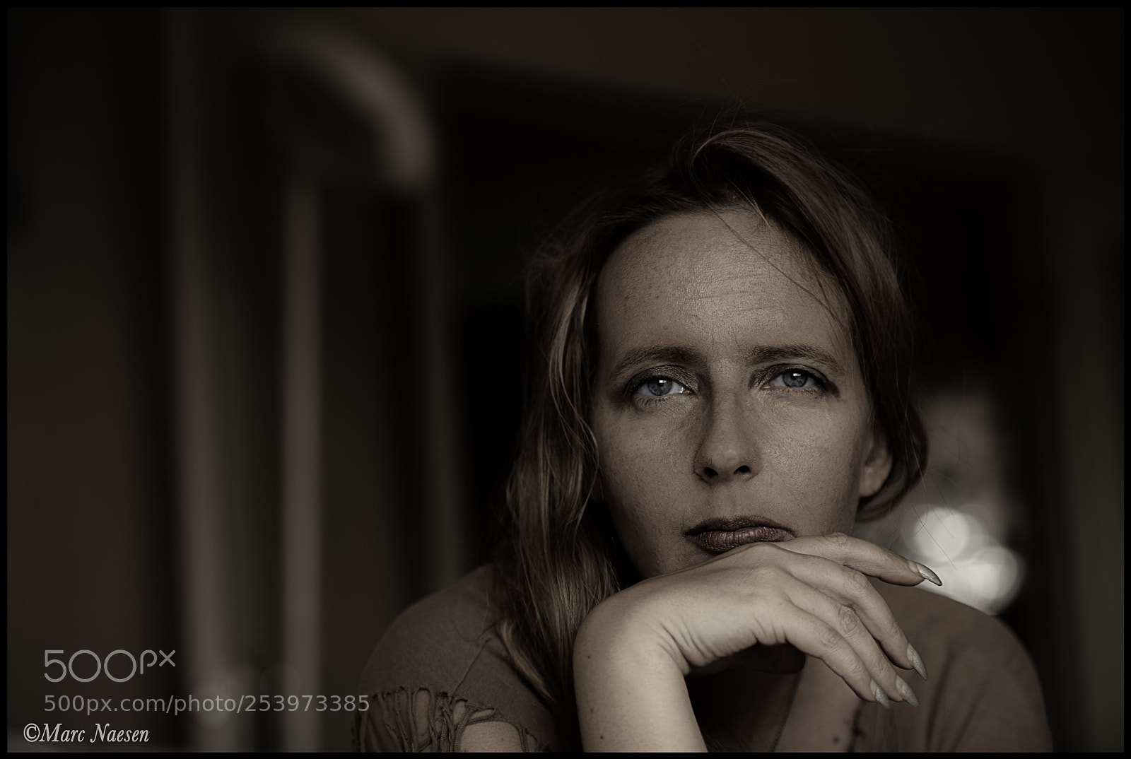 Nikon D800 sample photo. Simple portrait photography