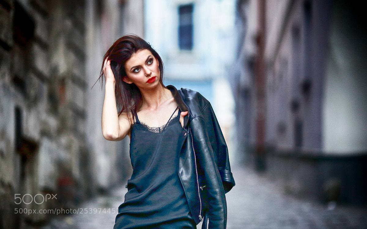 Canon EOS 5D Mark II sample photo. ... photography