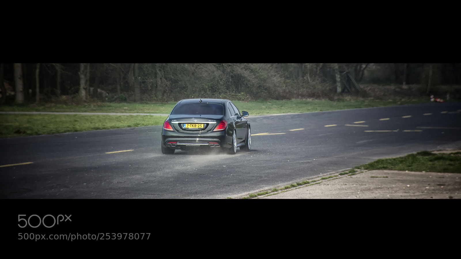 Nikon D7200 sample photo. A get away car photography