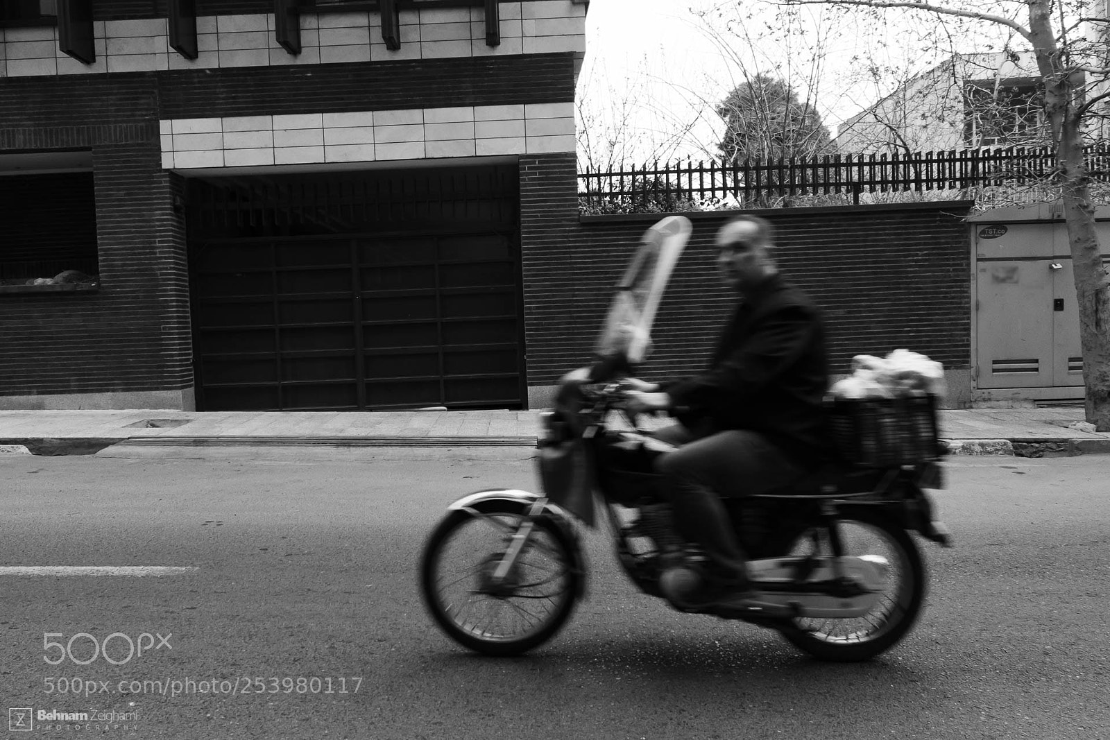 Nikon D500 sample photo. Bike delivery photography