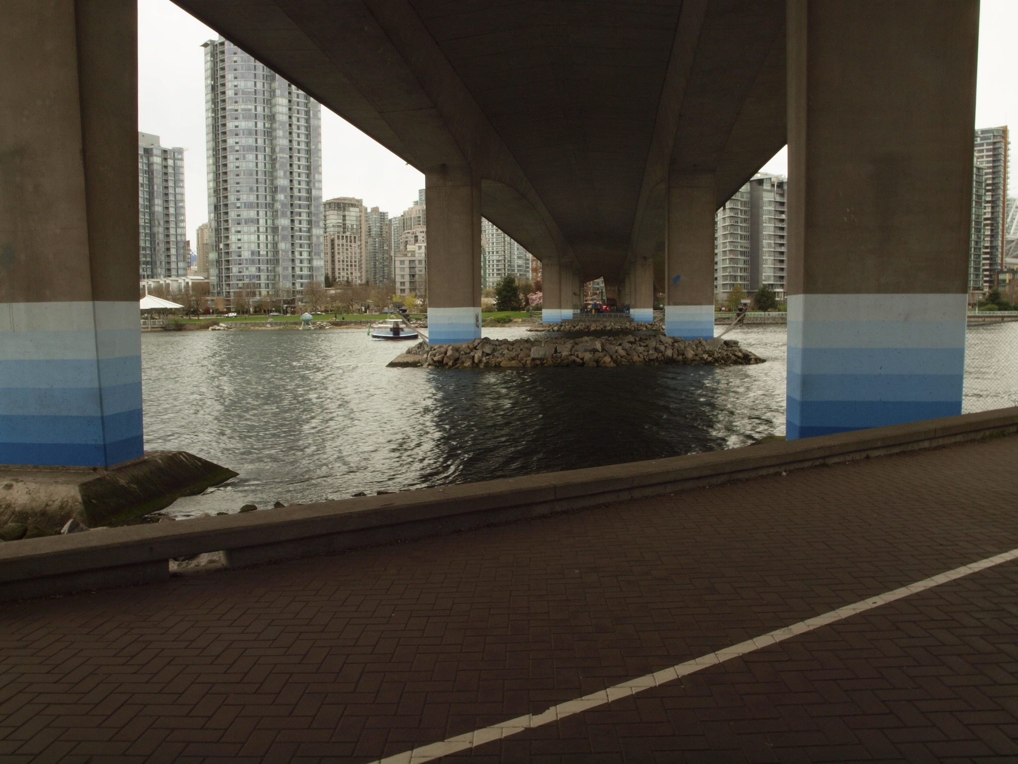 Olympus E-620 (EVOLT E-620) sample photo. Vancouver bridge photography
