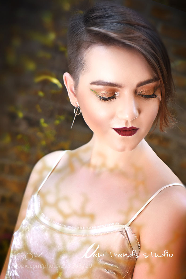 Nikon D810 sample photo. Before going on stage photography