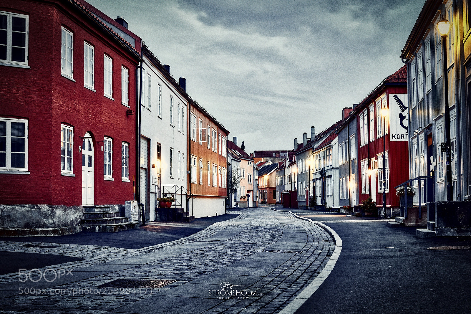 Canon EOS 5DS sample photo. Bakklandet photography