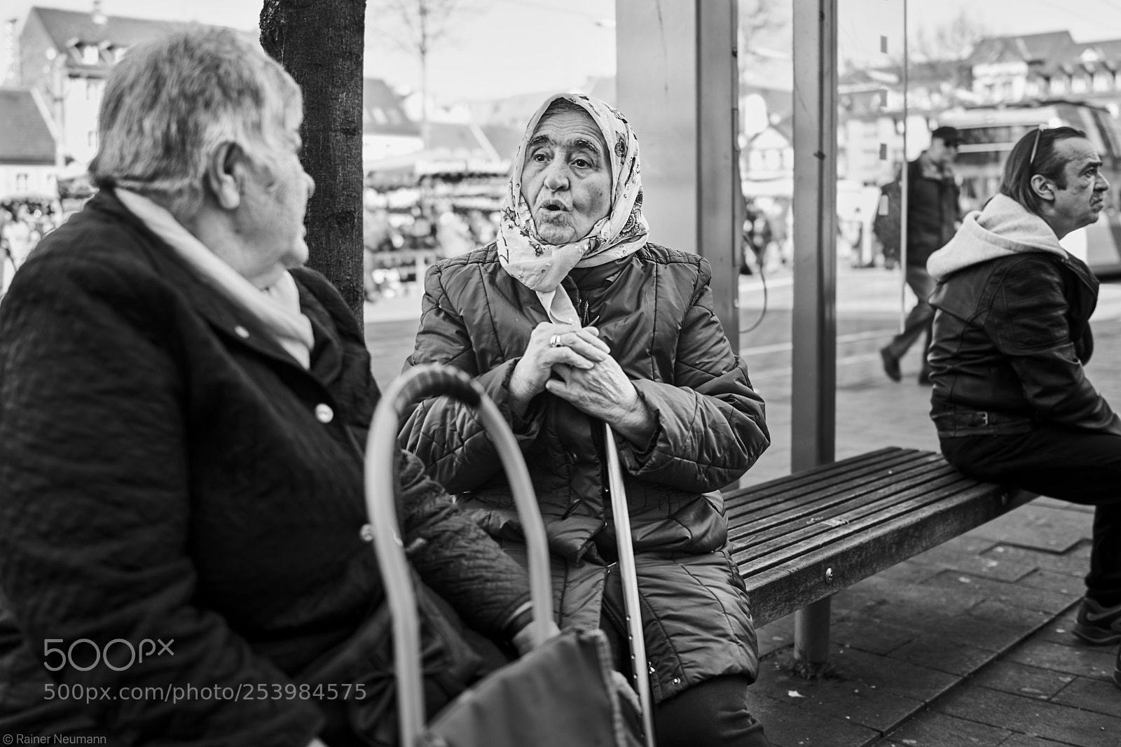 Sony Cyber-shot DSC-RX1R II sample photo. Frau 506 b&w photography