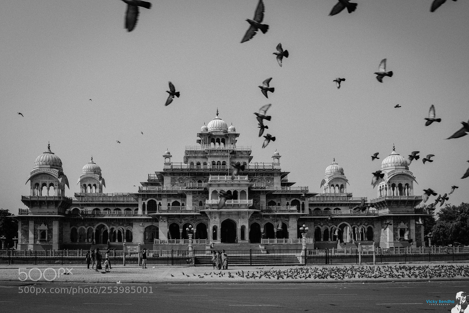 Nikon D5300 sample photo. Albart hall b&w photography