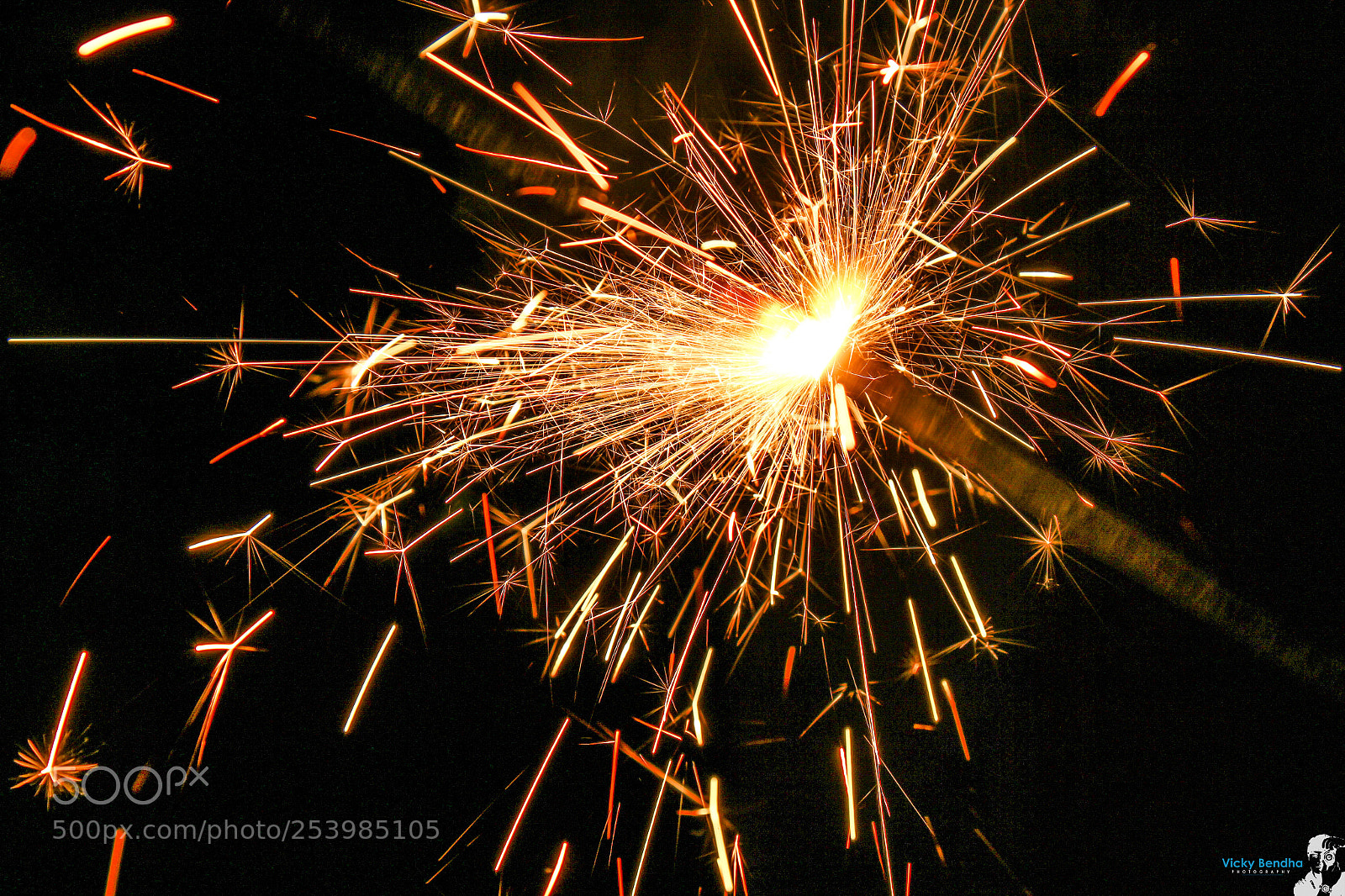Canon EOS 700D (EOS Rebel T5i / EOS Kiss X7i) sample photo. Firecracker photography