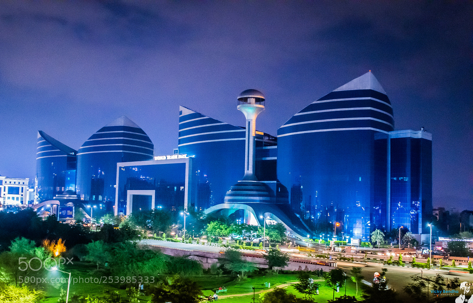 Nikon D5300 sample photo. A big building photography