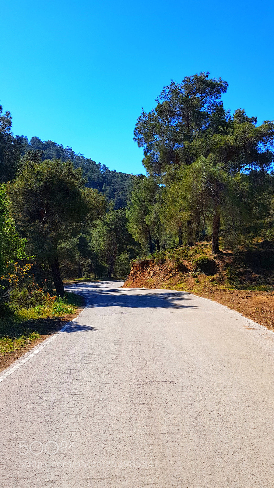 Samsung Galaxy S8 sample photo. Road...mountain... photography