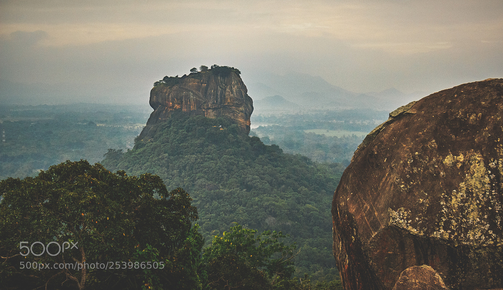 Canon EOS 600D (Rebel EOS T3i / EOS Kiss X5) sample photo. Sigiriya, from pidurangala #20 photography