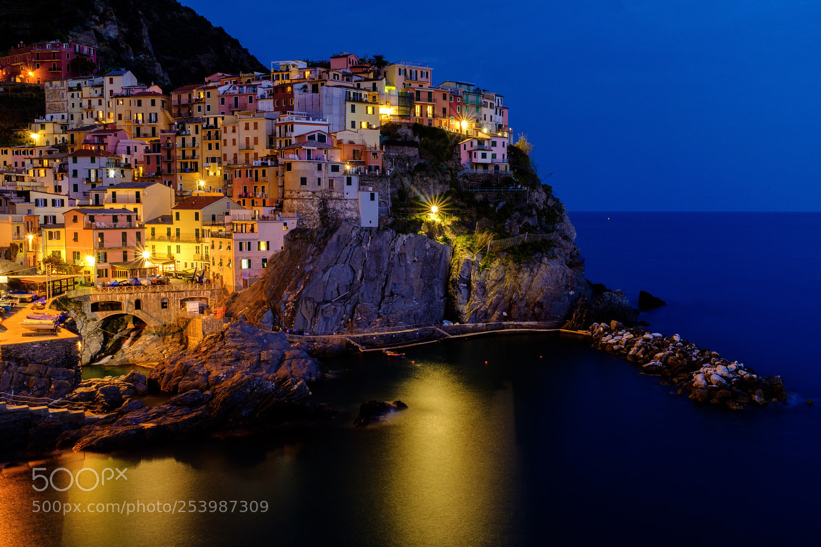 Fujifilm X100F sample photo. Long exposure over manarola photography