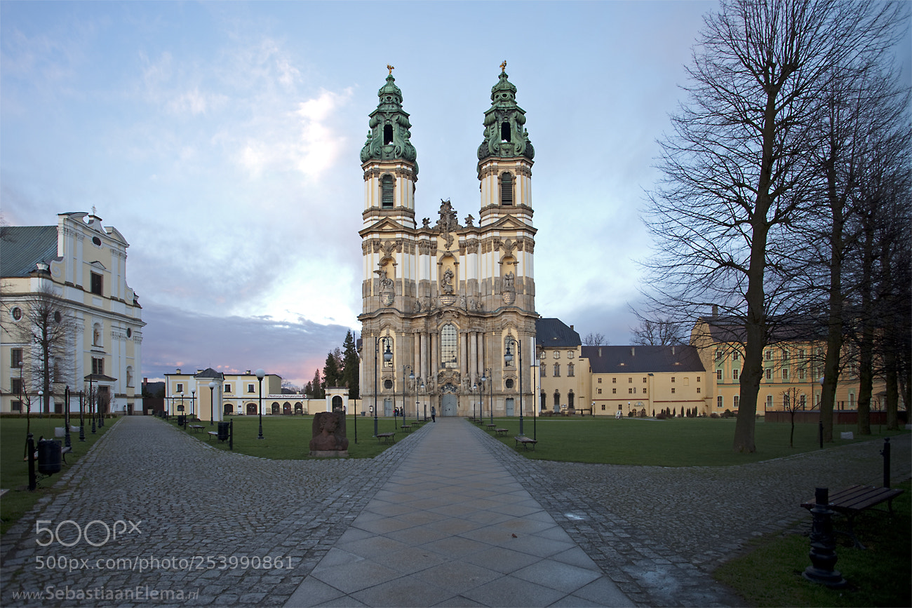 Canon EOS 5D Mark II sample photo. De basiliek van de photography