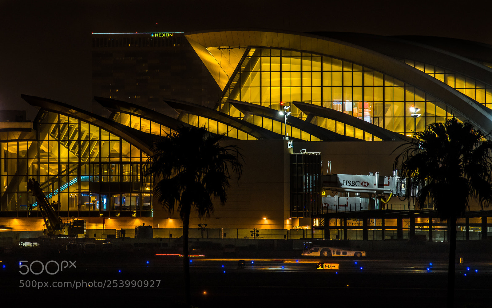 Pentax K-1 sample photo. Lax photography