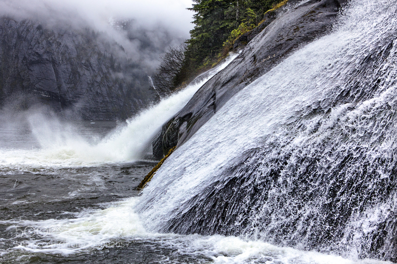 Canon EOS 5D Mark II sample photo. Cascades photography