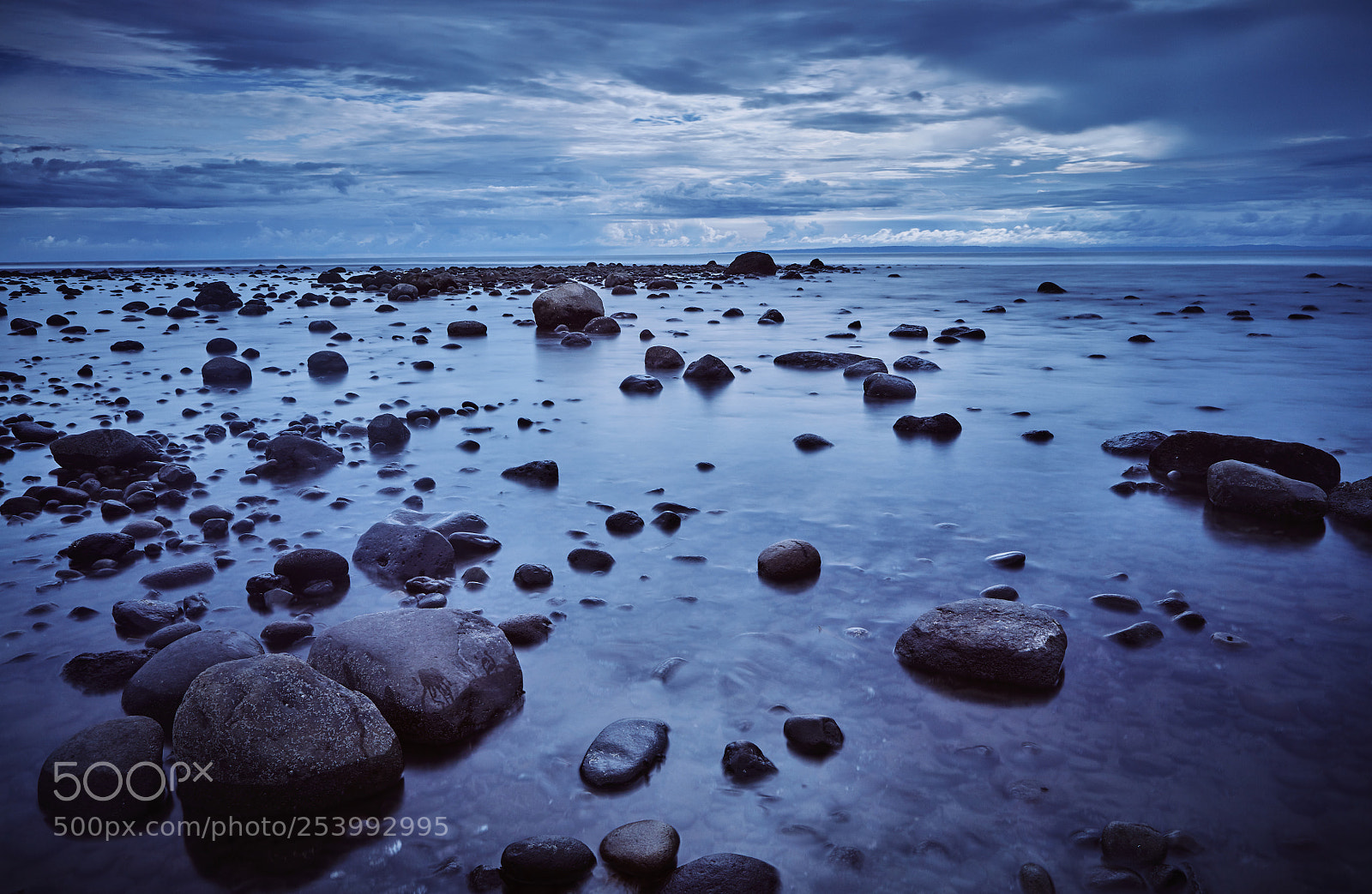 Canon EOS 5DS R sample photo. Silent photography