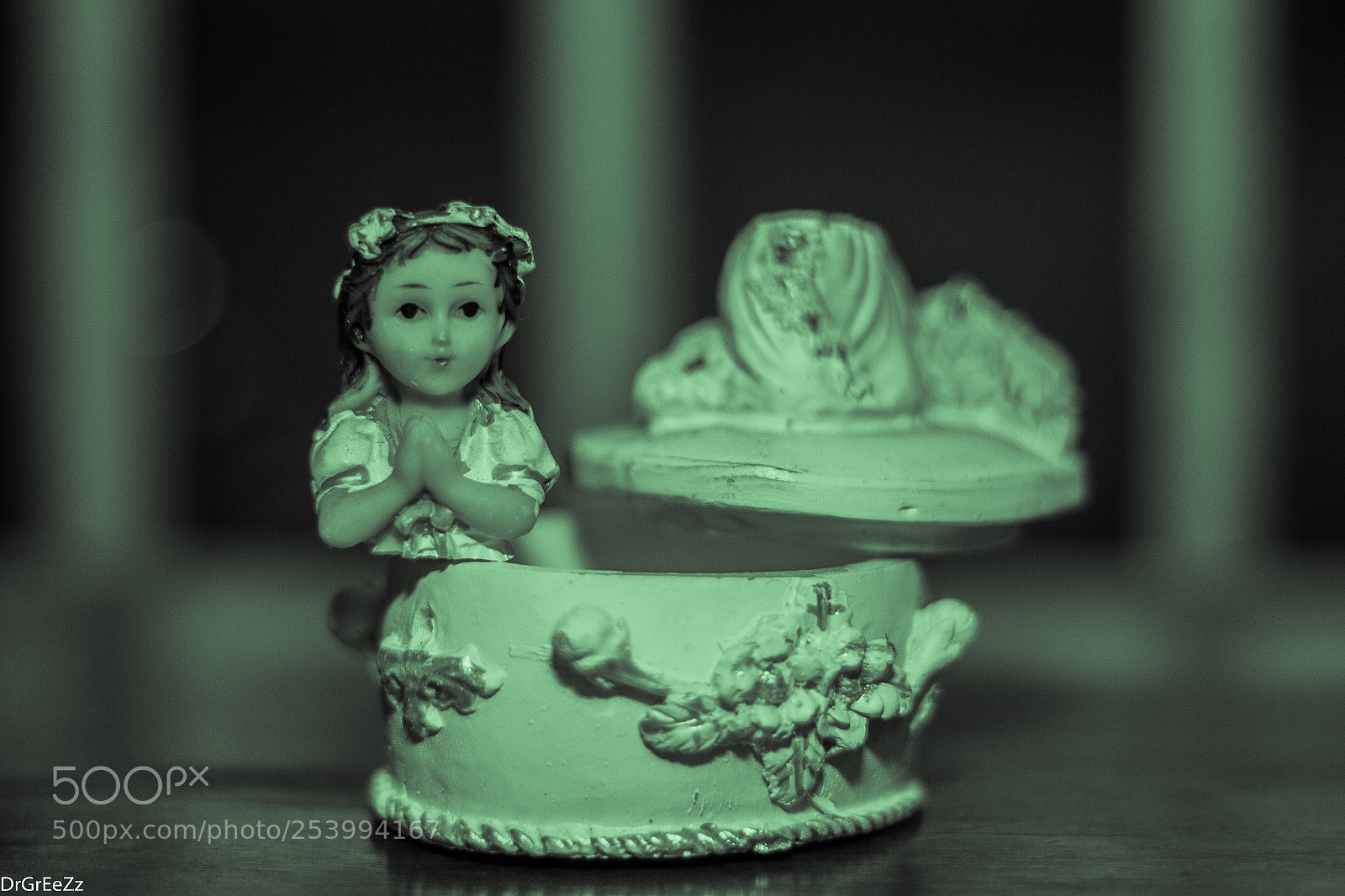 Canon EOS 700D (EOS Rebel T5i / EOS Kiss X7i) sample photo. The holy undead photography